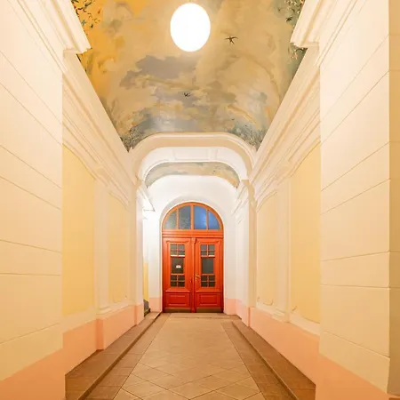 Charming Apt Perfect For 4-6 Tram, Self-Checkin Vienna Exterior photo